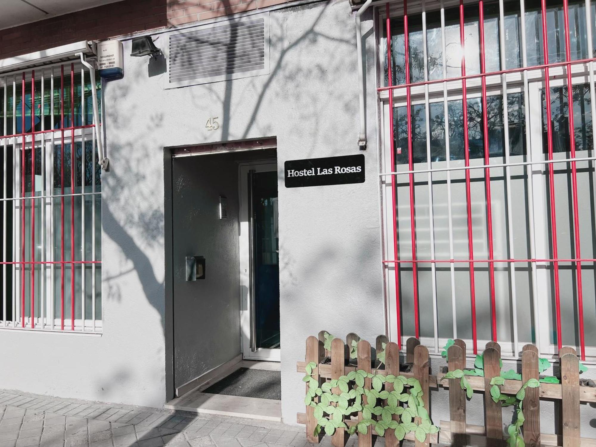 Hostel Las Rosas Мадрид Екстериор снимка