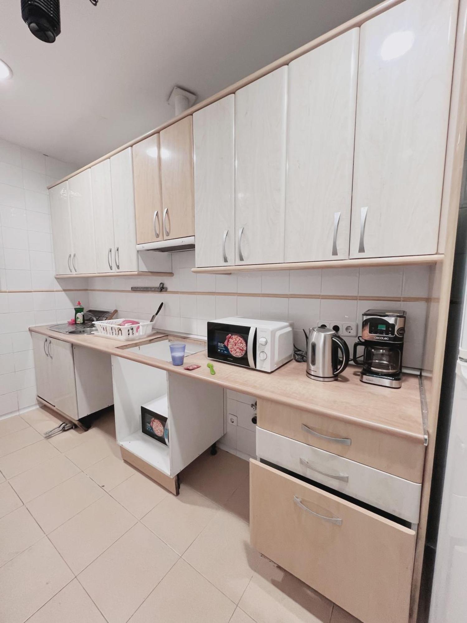Hostel Las Rosas Мадрид Екстериор снимка